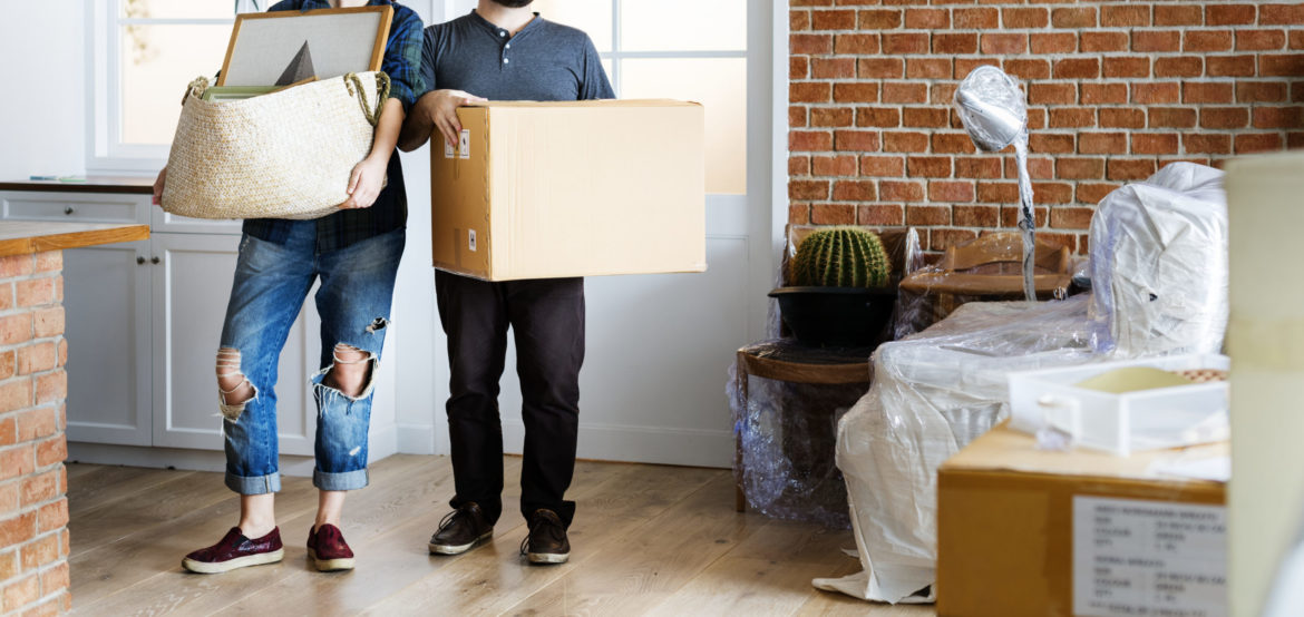 couple-moving-into-new-home